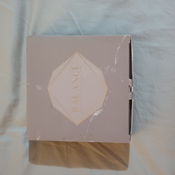 NWT Salt Pepper Sauce Shaker Set - Picture 13 of 13